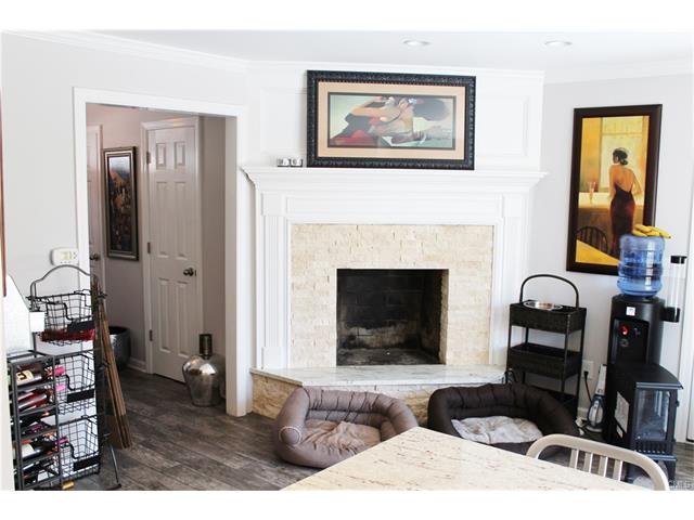 25 Driftway Point Road, Danbury, CT 06811