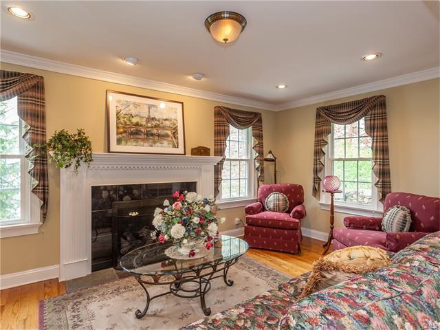 40 Forty Acre Mountain Road, Danbury, CT 06811