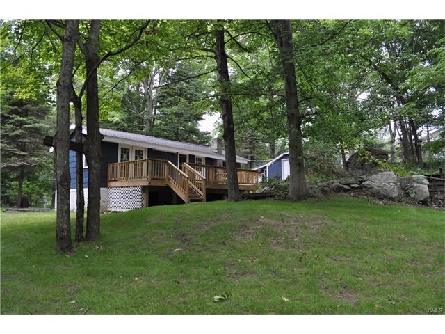 17 Eldred Road, New Fairfield, CT 06812