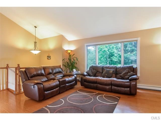 New Fairfield, CT 06812