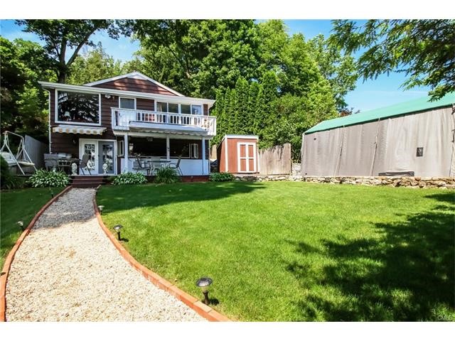 1 Woods Road, New Fairfield, CT 06812