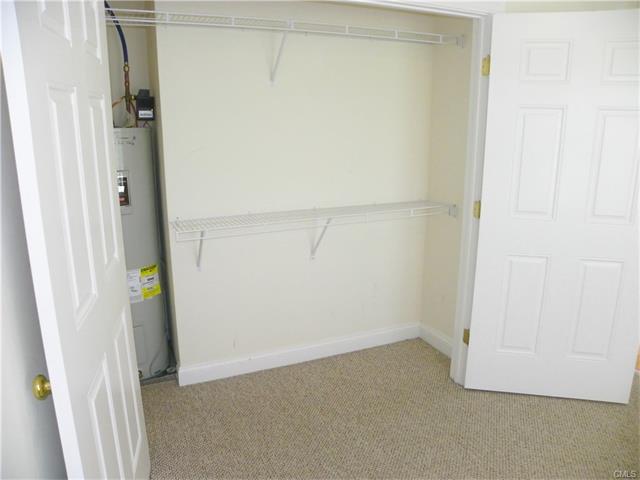 86 Rte 37, New Fairfield, CT 06812