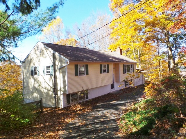 8 Bear Mountain RdNew Fairfield, CT, 06812Fairfield County