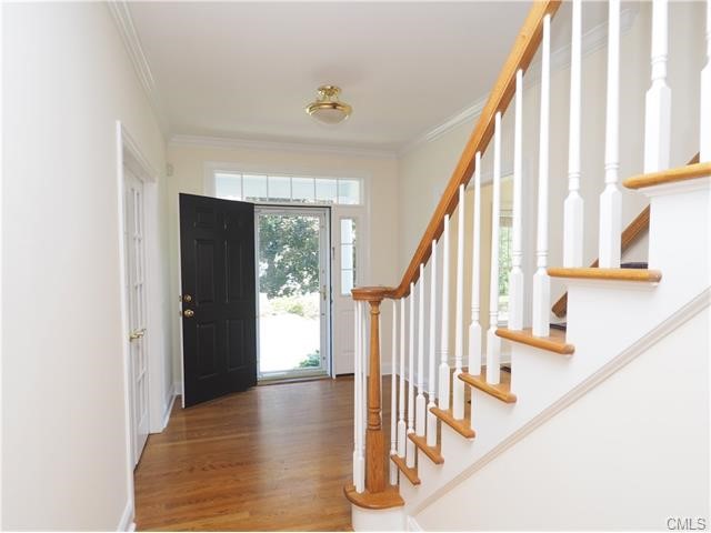 4 Palmer Lane, Darien, CT 06820