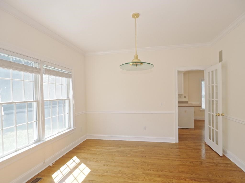 4 Palmer Lane, Darien, CT 06820