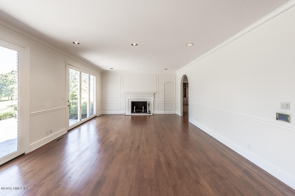1 Wrenfield Lane, Darien, CT 06820