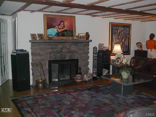 2757 Boston Post Road, Darien, CT 06820