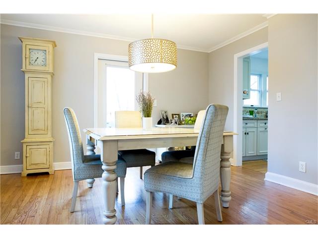 18 Elm Street, Darien, CT 06820