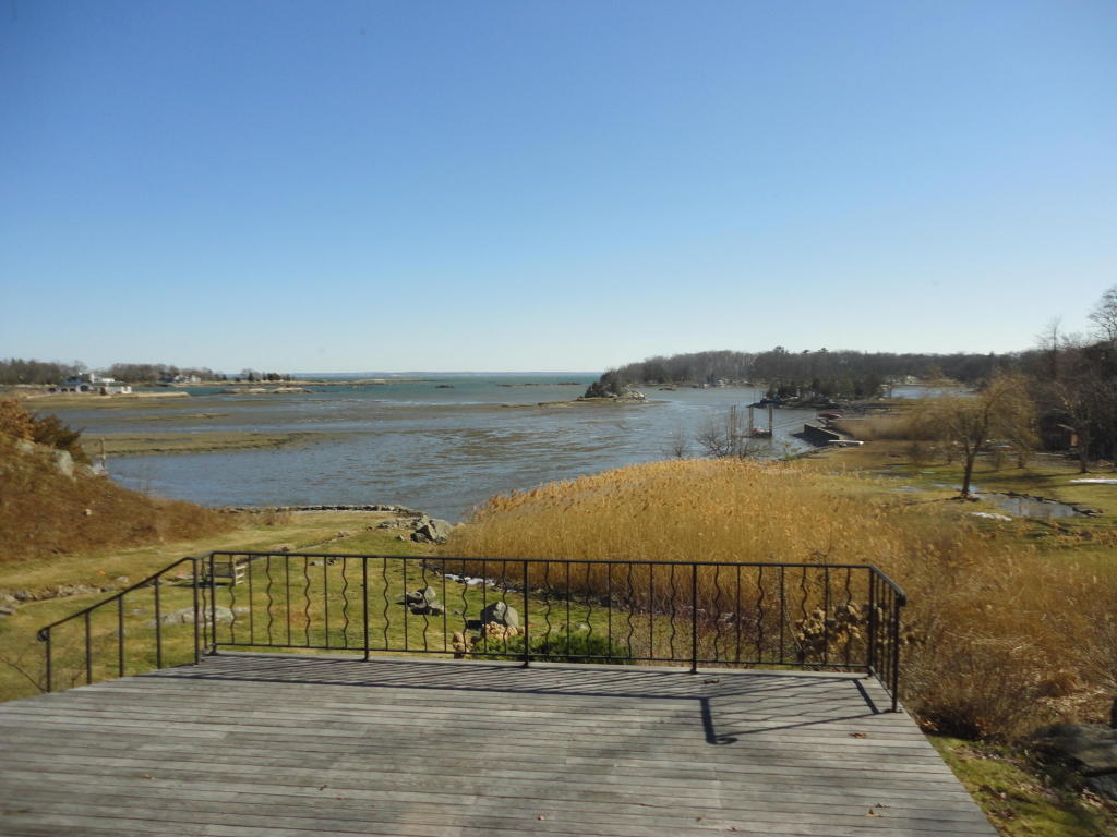 23 Raiders Lane, Darien, CT 06820