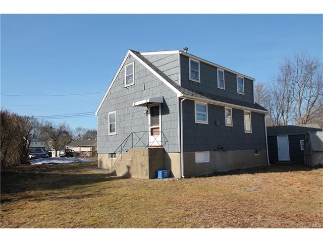 1 Sandy Way, Fairfield, CT 06824