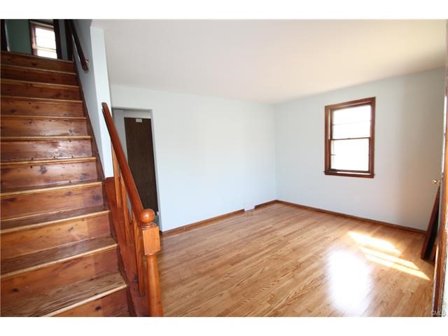1 Sandy Way, Fairfield, CT 06824