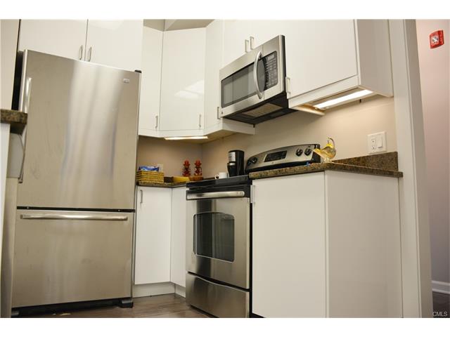 1139 Post Road, Fairfield, CT 06824