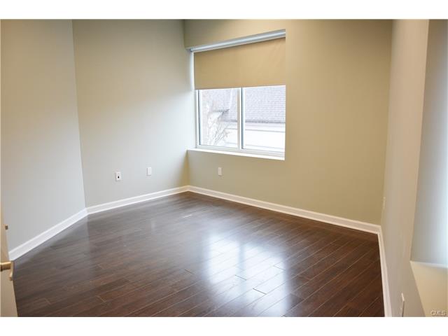 1139 Post Road, Fairfield, CT 06824