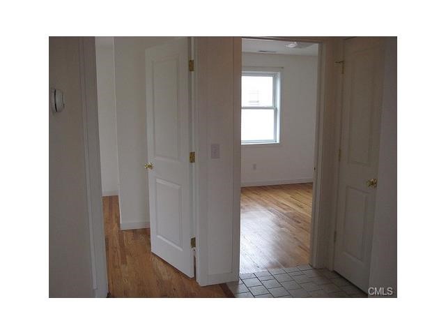 495 Reef Road, Fairfield, CT 06824