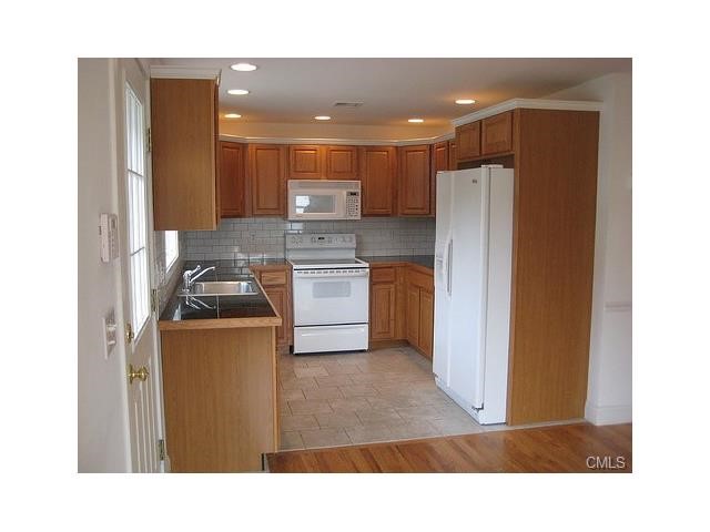 495 Reef Road, Fairfield, CT 06824