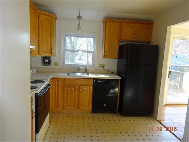 211 Sigwin Drive, Fairfield, CT 06824