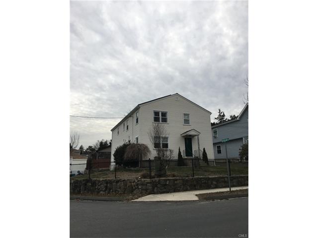 80 Riverside Drive, Fairfield, CT 06824
