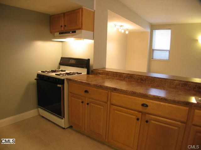 Fairfield, CT 06825