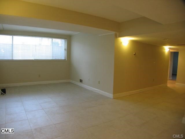 Fairfield, CT 06825