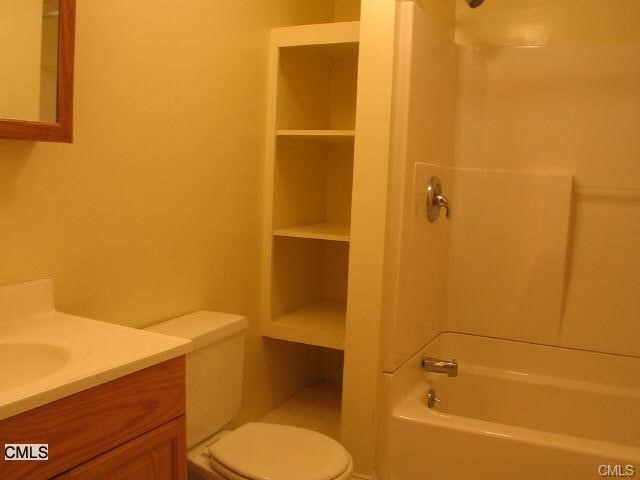 Fairfield, CT 06825
