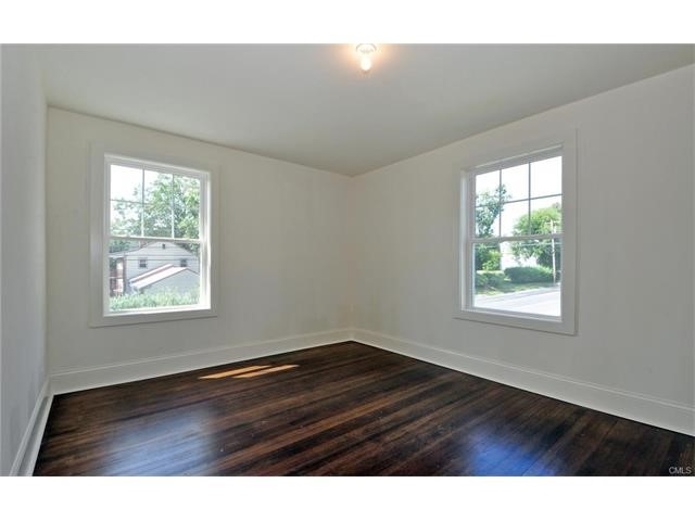 1052 Black Rock Turnpike, Fairfield, CT 06825