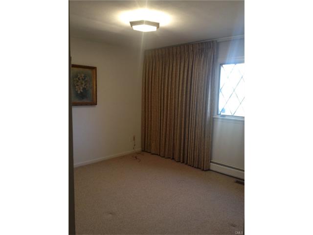 927 Burroughs Road, Fairfield, CT 06825