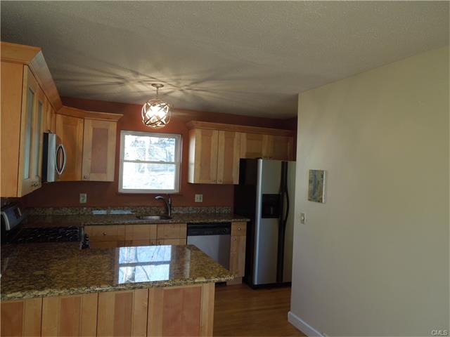 376 Halley Avenue, Fairfield, CT 06825