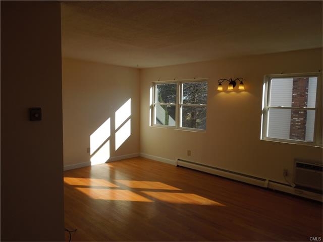 376 Halley Avenue, Fairfield, CT 06825