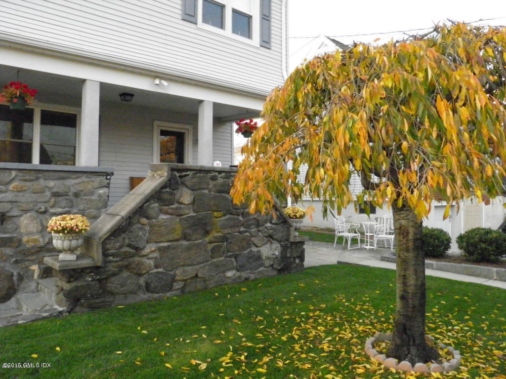 194 Hamilton Avenue, Greenwich, CT 06830