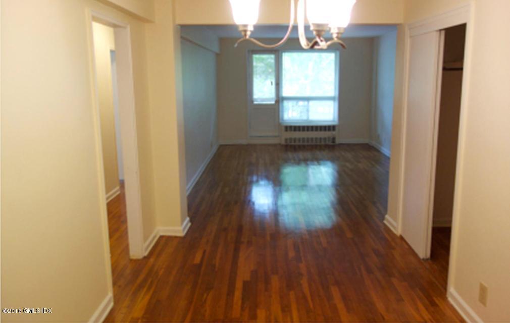 10 Brookside Drive, Greenwich, CT 06830