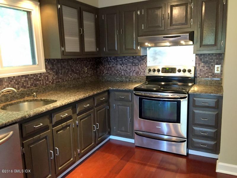29 Division Street West, Greenwich, CT 06830