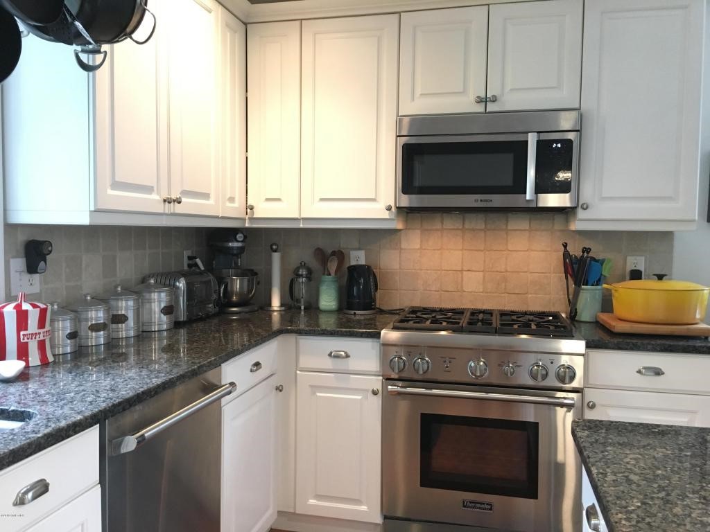 120 E Elm Street, Greenwich, CT 06830