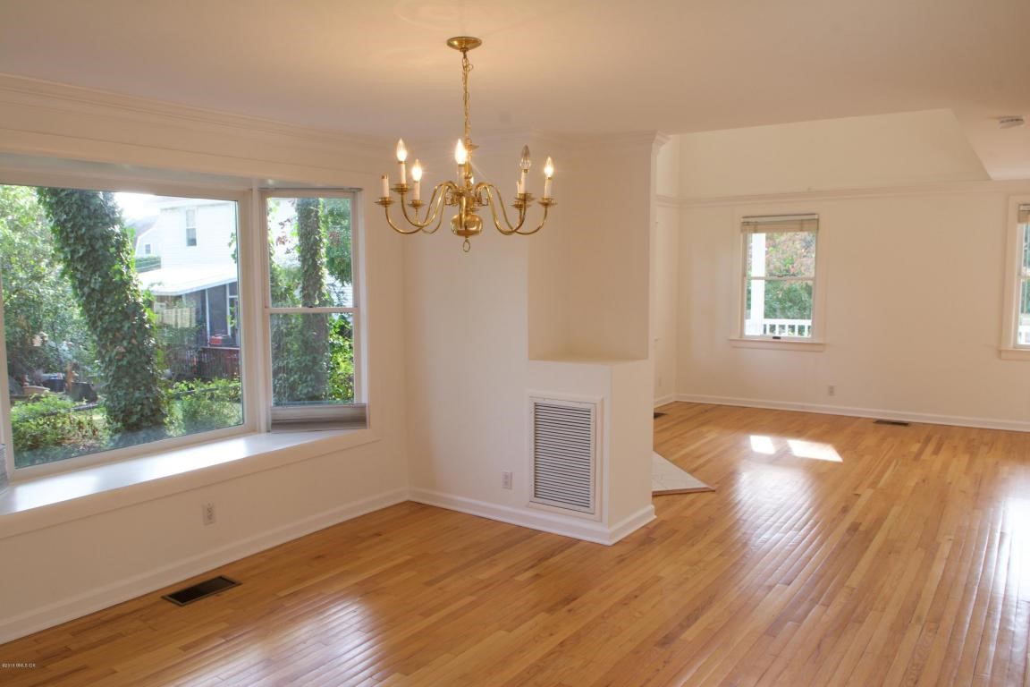 37 Davenport Avenue, Greenwich, CT 06830