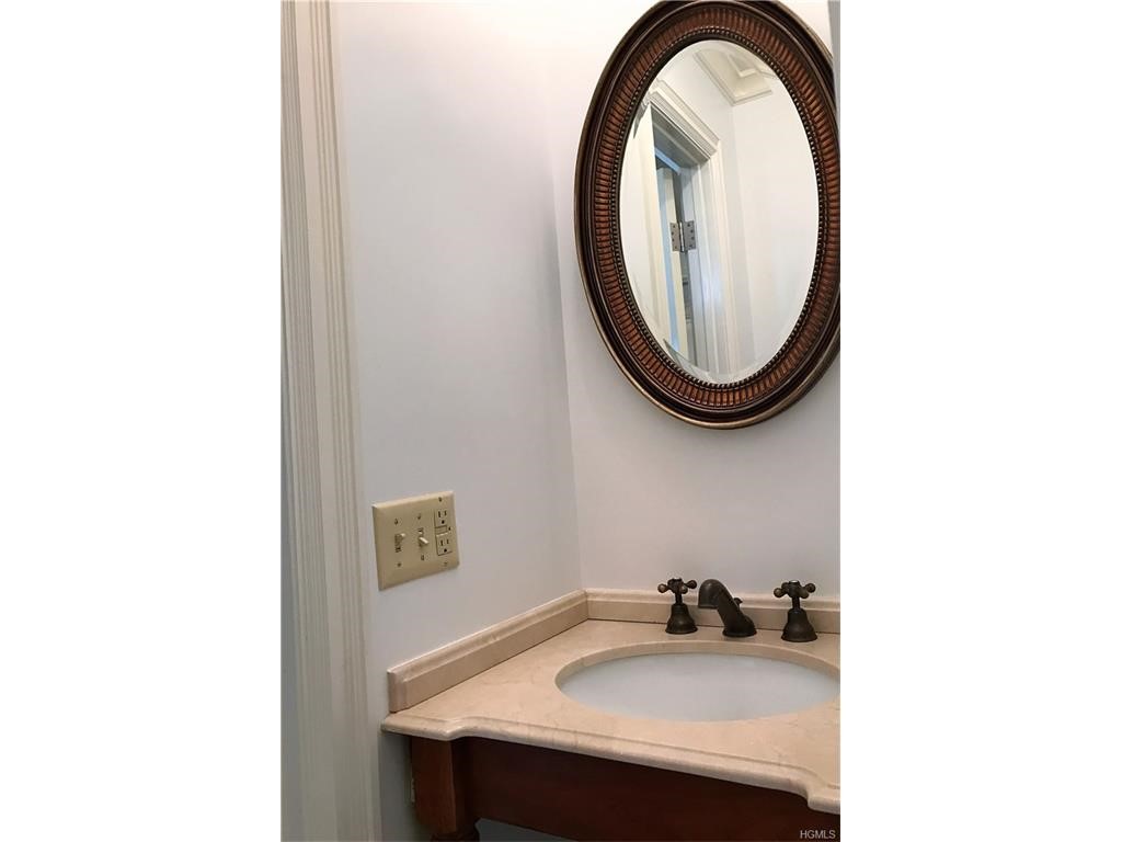 17 Connecticut Avenue, Call Listing Agent, CT 06830
