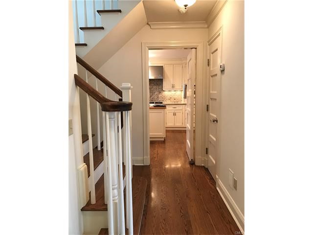 17 Connecticut Avenue, Greenwich, CT 06830
