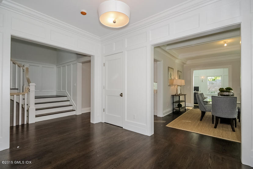 35 Indian Harbor Drive, Greenwich, CT 06830