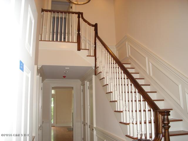 444 E Putnam Avenue, Greenwich, CT 06830