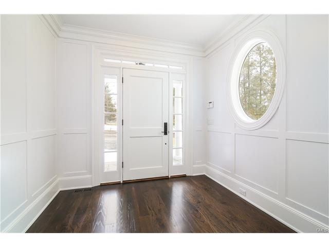 610 Lake Avenue, Greenwich, CT 06830