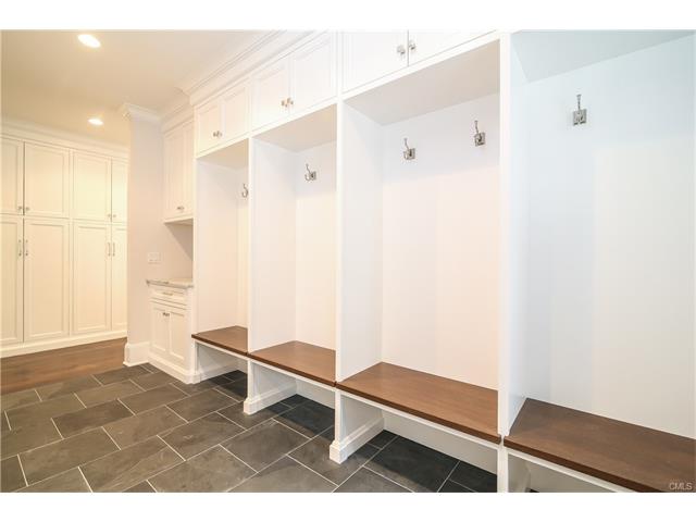 610 Lake Avenue, Greenwich, CT 06830