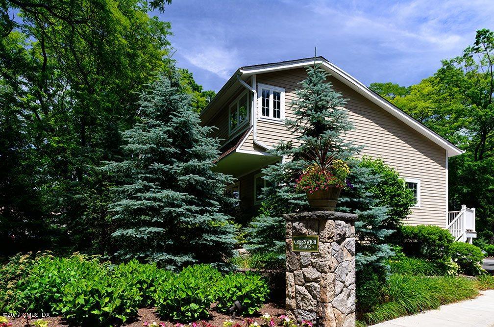 33 Putnam Green, Greenwich, CT 06830