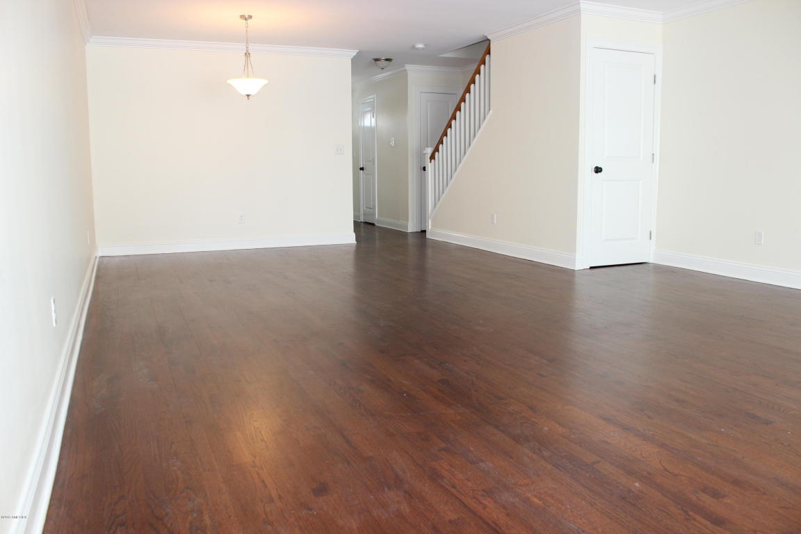 33 Putnam Green, Greenwich, CT 06830