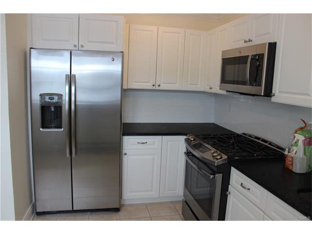 33 Putnam Green, Greenwich, CT 06830