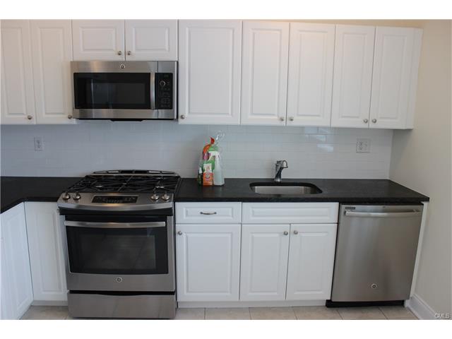33 Putnam Green, Greenwich, CT 06830