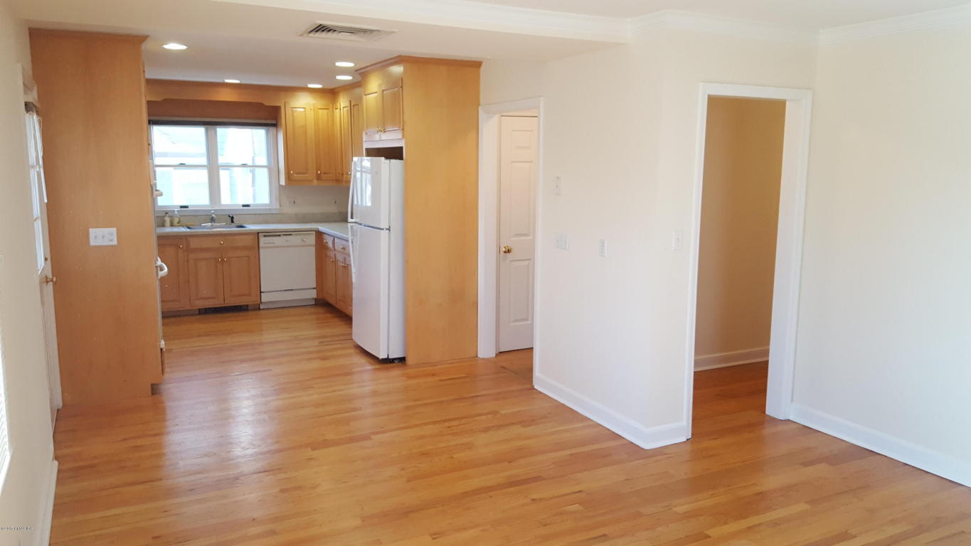 35 Woodland Drive, Greenwich, CT 06830