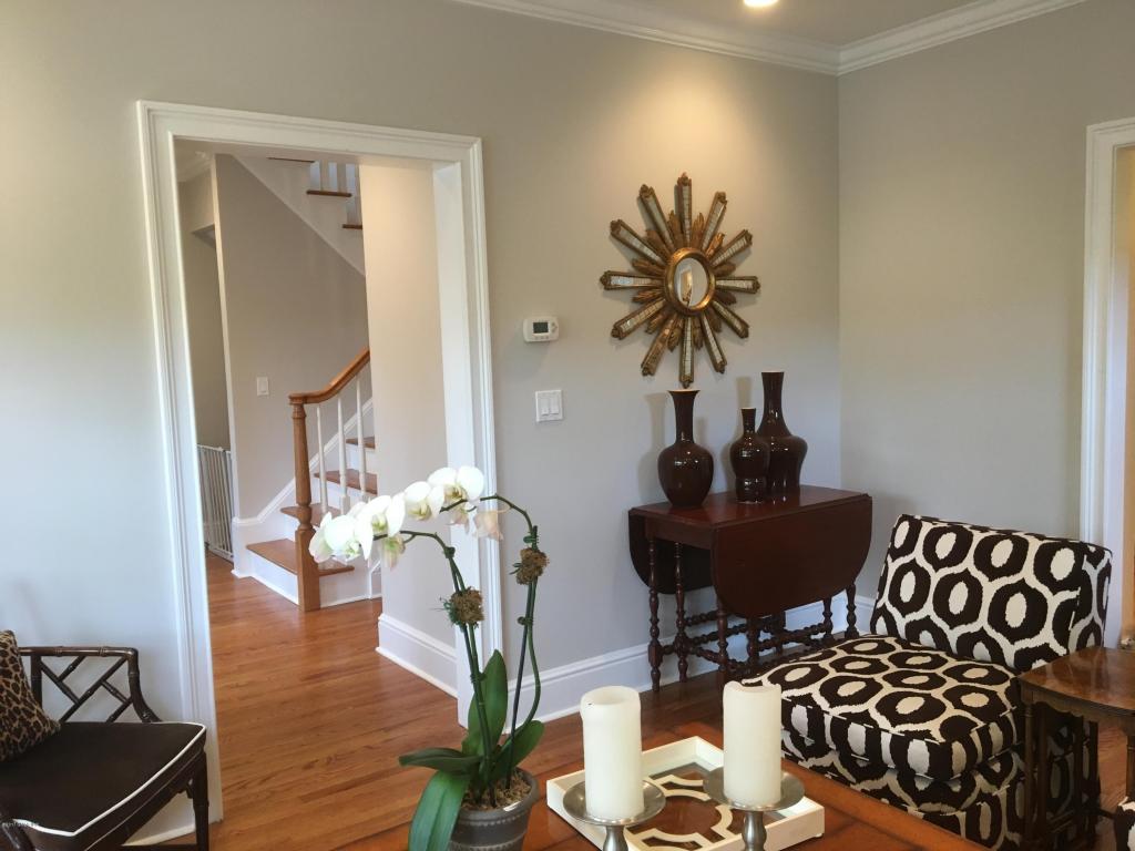 19 Washington Avenue, Greenwich, CT 06830