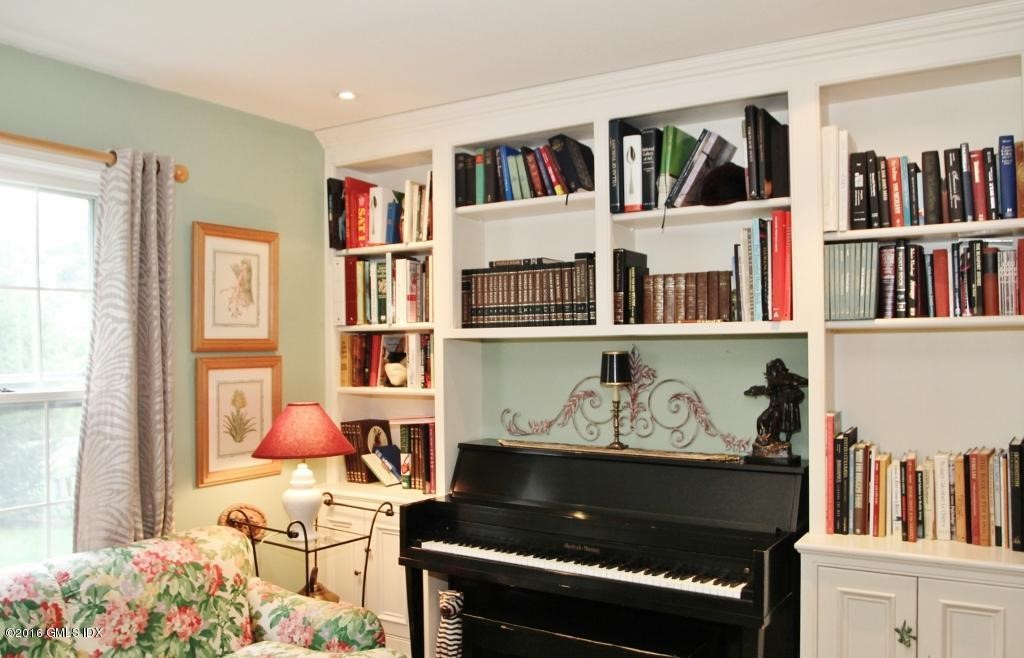 20 Georgetowne North, Greenwich, CT 06831