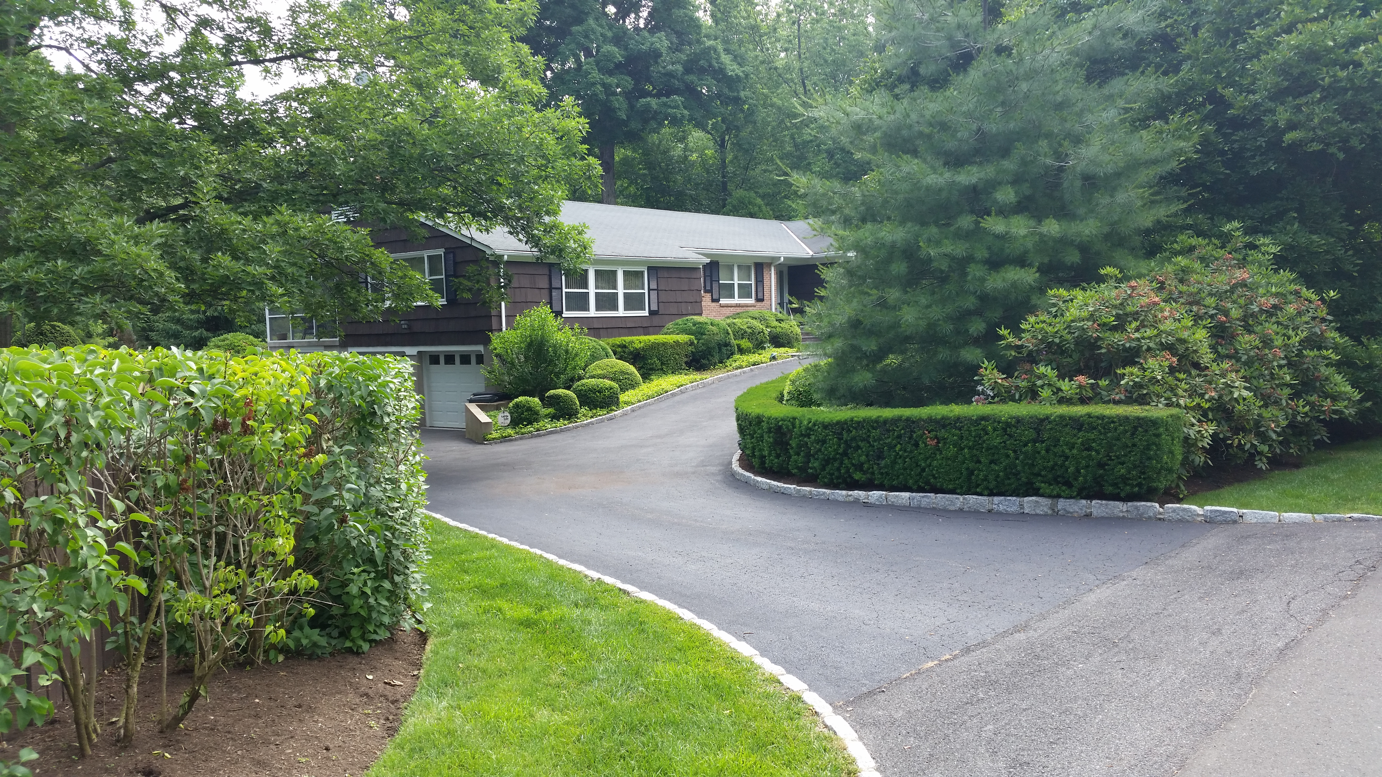 87 Stonehedge Drive, Greenwich, CT 06831