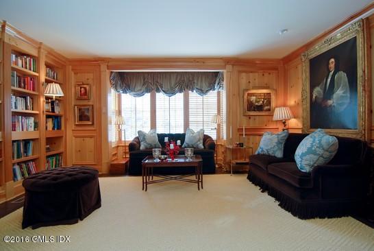 379 Round Hill Road, Greenwich, CT 06831
