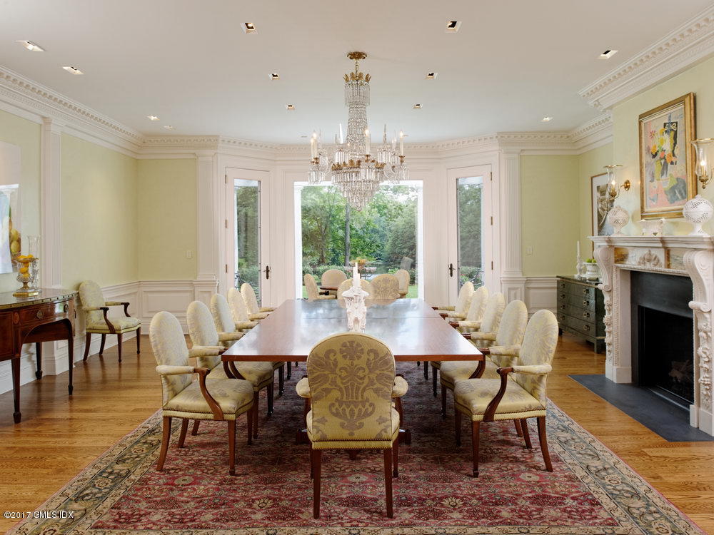 7 Wyckham Hill Lane, Greenwich, CT 06831