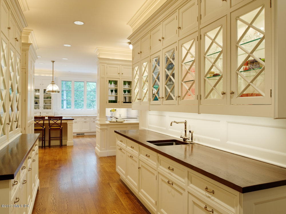 7 Wyckham Hill Lane, Greenwich, CT 06831